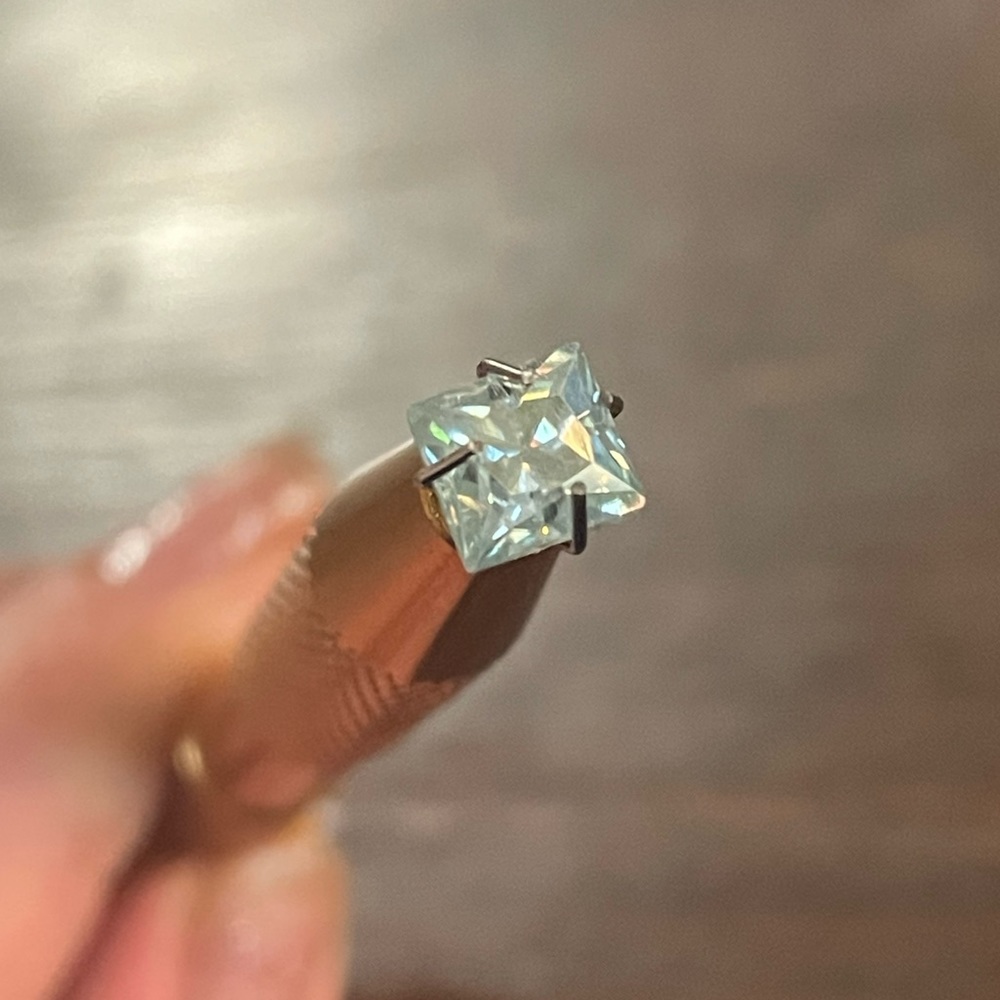 1.05 ctw Natural Diamond • Light Blueish-Green / Princess Cut • RETAIL $2,947USD - Picture 8 of 13